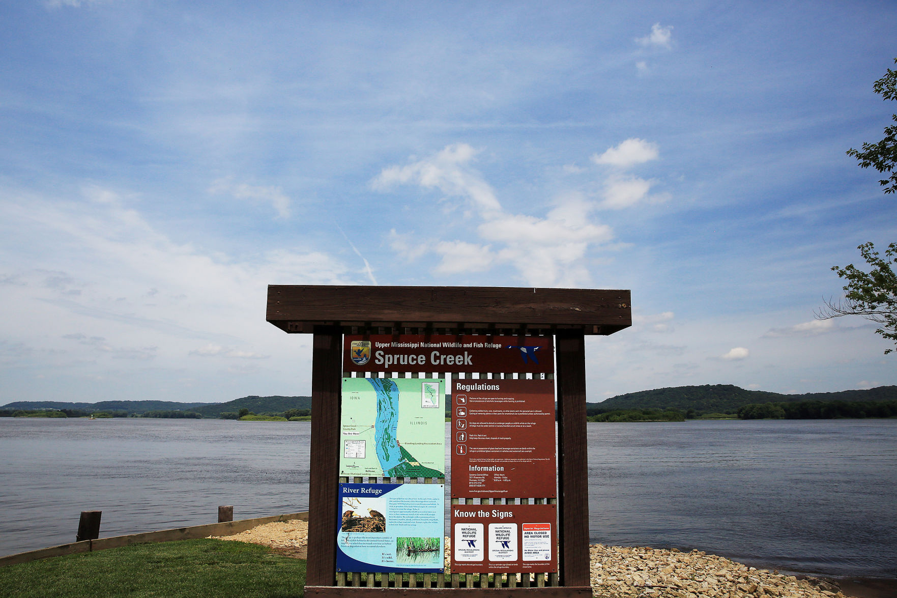 THE GREAT RIVER-0549